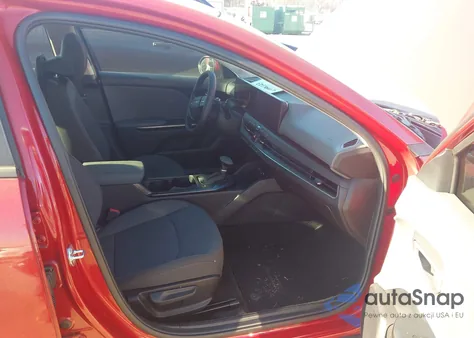 2025 Kia K4 Lxs from USA, damaged, VIN 3KPFT4DE1SE024168